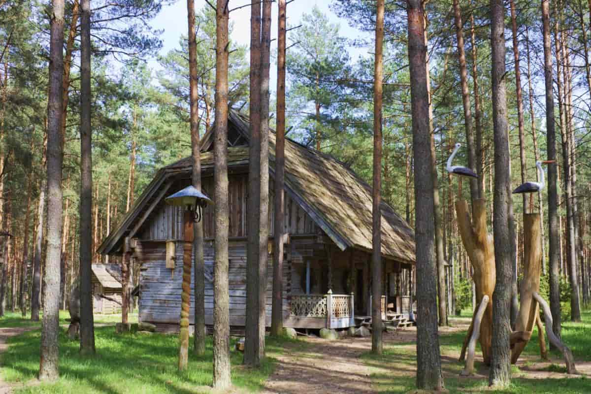 garden cabin to barn